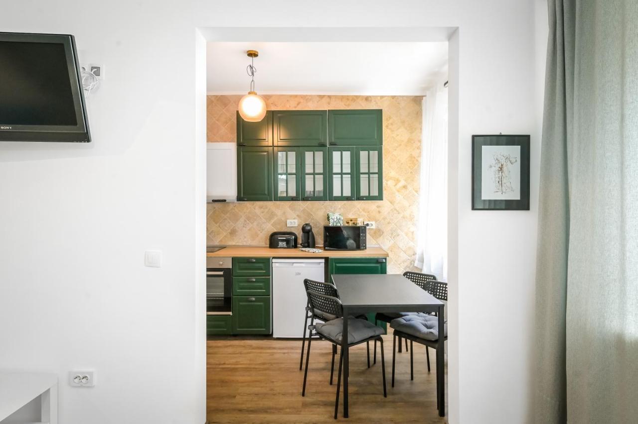 Floral Studio Retreat In Sofia City Center By Flat Mаnager 외부 사진