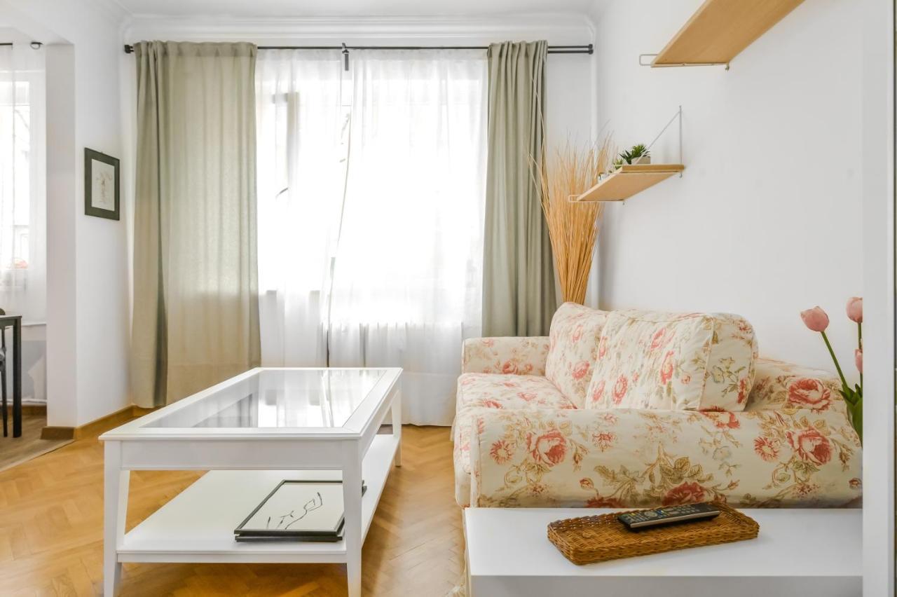 Floral Studio Retreat In Sofia City Center By Flat Mаnager 외부 사진